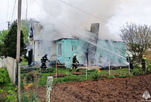 В Сафоновском районе горел частный жилой дом