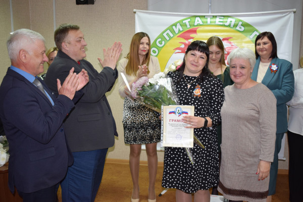 В Рославльском районе подвели итоги муниципального этапа конкурса «Воспитатель года – 2024»