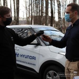 Волонтёрские штабы Смоленска получили новые автомобили