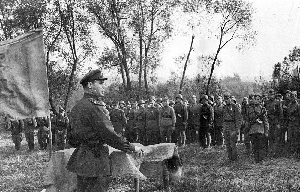 Соединениям и частям Красной Армии присвоены наименования «Смоленские» и «Рославльские»