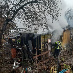 Утром в Смоленске загорелся частный дом