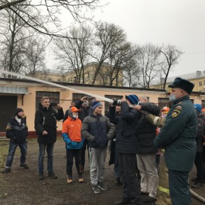 В Смоленске прошло очередное занятие юных пожарных