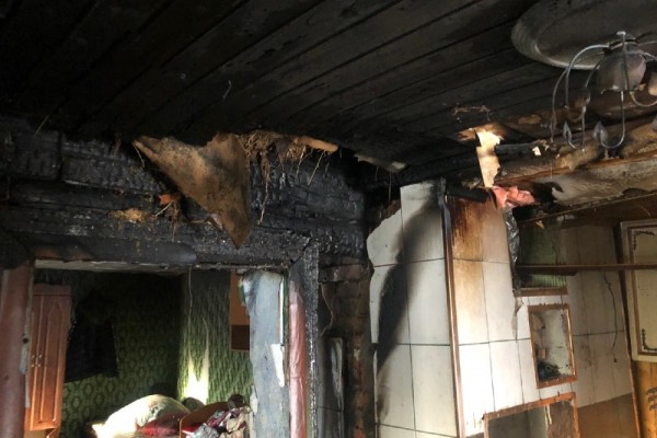Пожар в Вяземском районе мог случиться из-за перекала печи