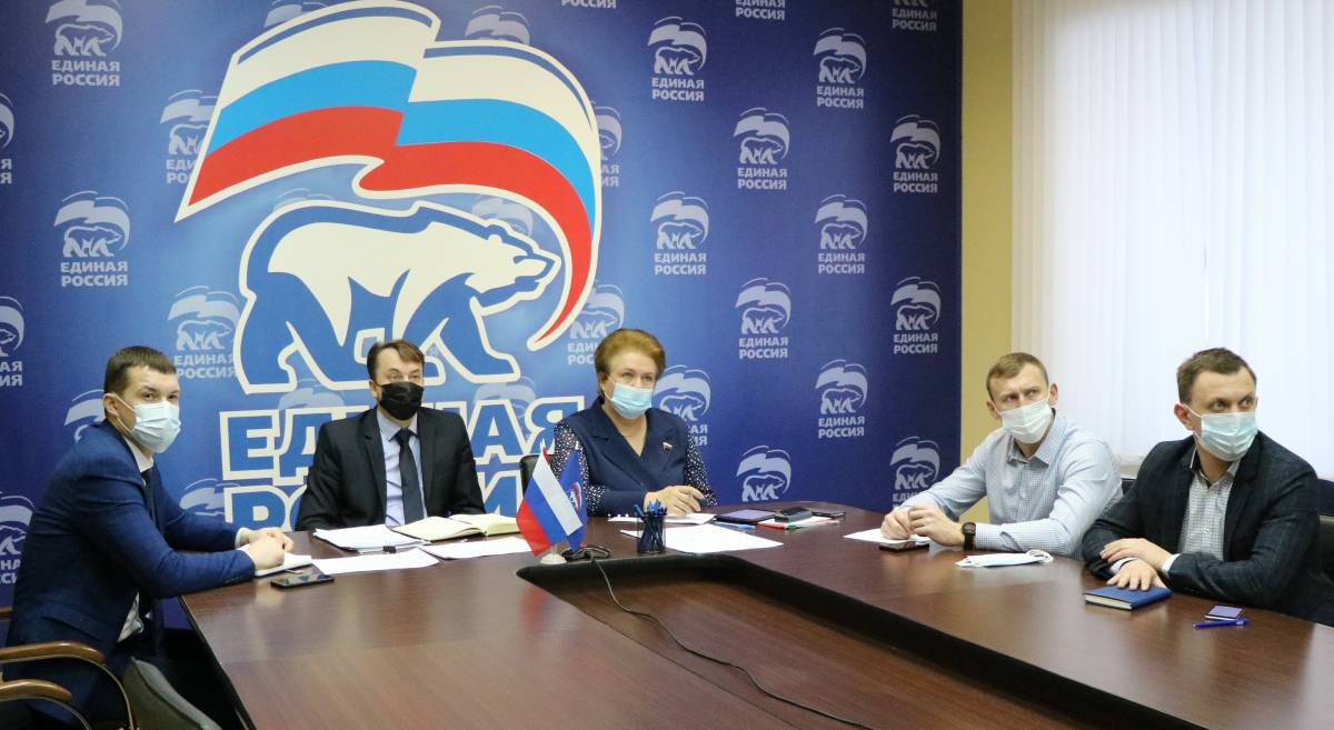 Ольга Окунева отметила значимость мнений смолян при подведении итогов партийного проекта
