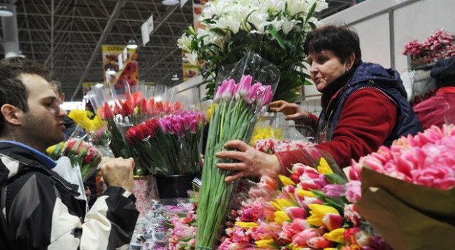 Где в Смоленске можно будет торговать цветами к 8 марта