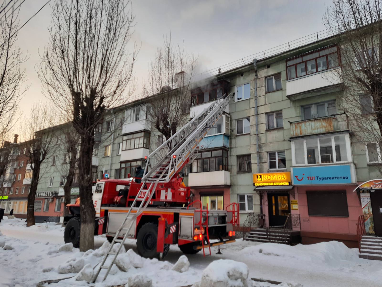 В Смоленске на улице Николаева при пожаре в квартире погиб мужчина