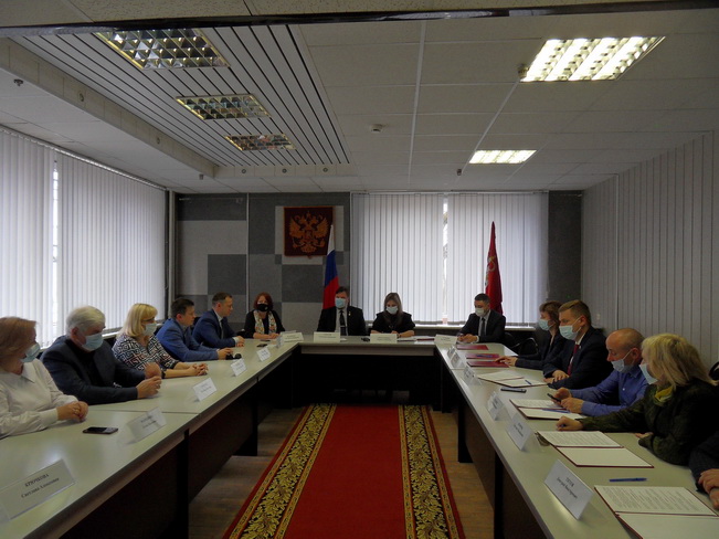 Смоленский штаб наблюдателей подписал меморандум о сотрудничестве с крупнейшими партиями