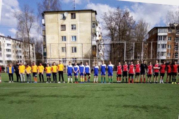 В Смоленске стартовал турнир «Кожаный мяч»