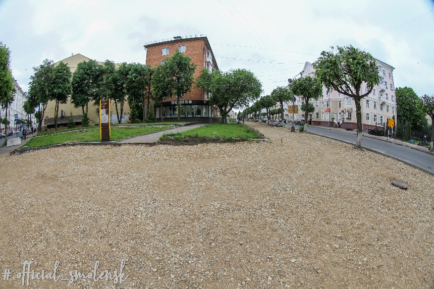 В Смоленске продолжается ремонт улицы Пржевальского