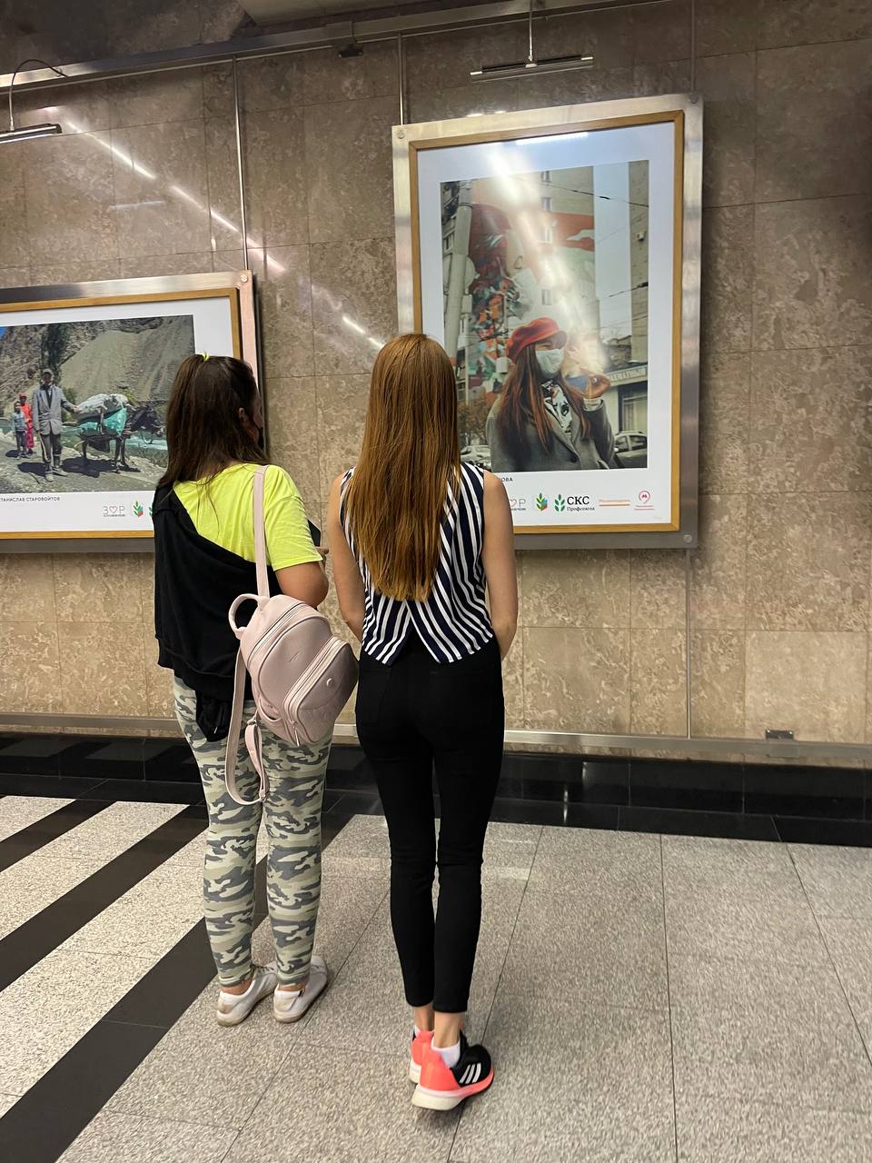 Лучшие снимки красот России вновь представили в московском метро 