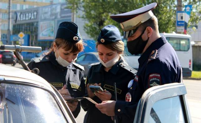 Житель Смоленска оплатил более сотни штрафов после 40 часов обязательных работ