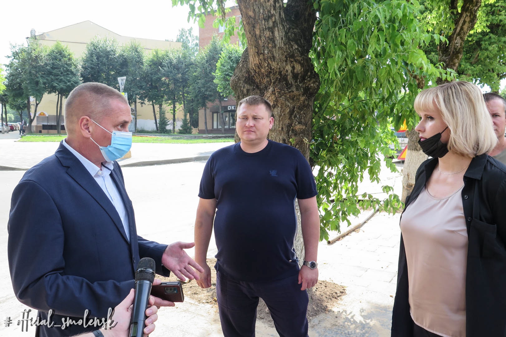 Андрей Борисов ознакомился с ходом работ на объектах дорожного ремонта в Смоленске