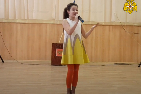Смоленская школьница успешно выступила на фестивале «Таланты и поклонники»
