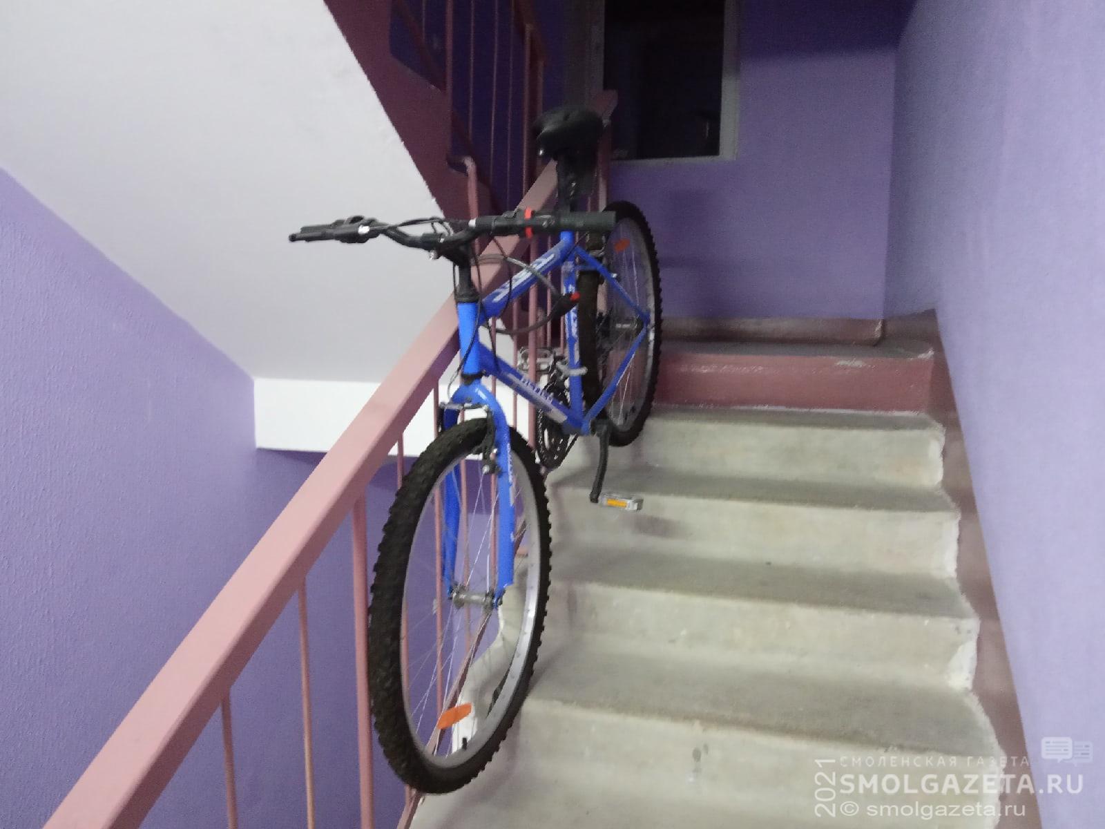 Житель Смоленска украл велосипед у соседа