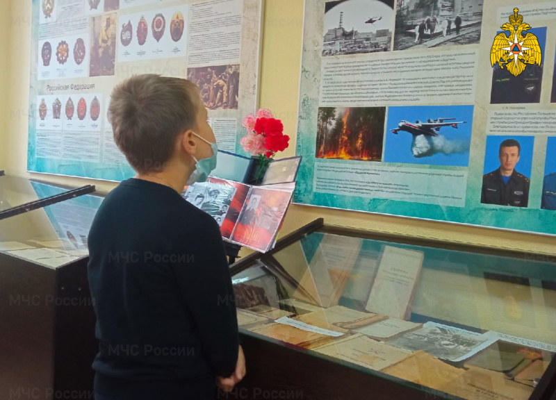 В Смоленске в Центре противопожарной пропаганды прошла экскурсия для школьников