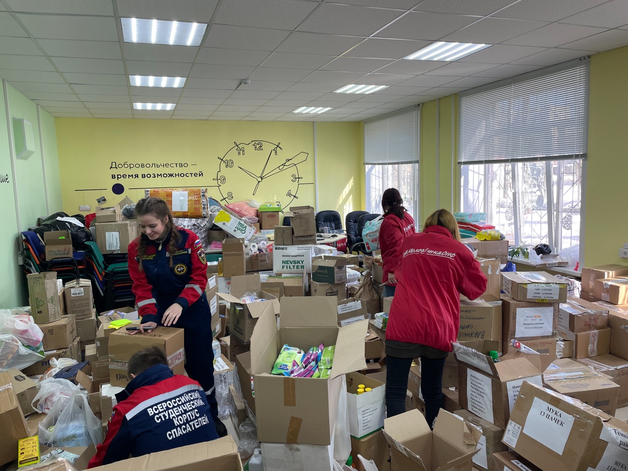 Алексей Островский принял участие в отправке гуманитарной помощи для жителей Донбасса
