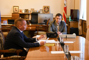 Губернатор Алексей Островский провел рабочую встречу с главой города Смоленска Андреем Борисовым