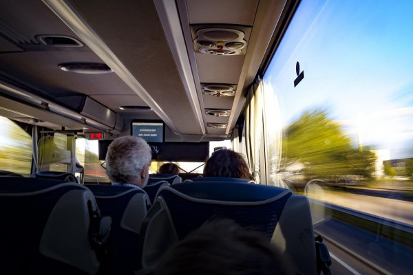 Смоленск вошел в число популярных автобусных направлений на майские праздники