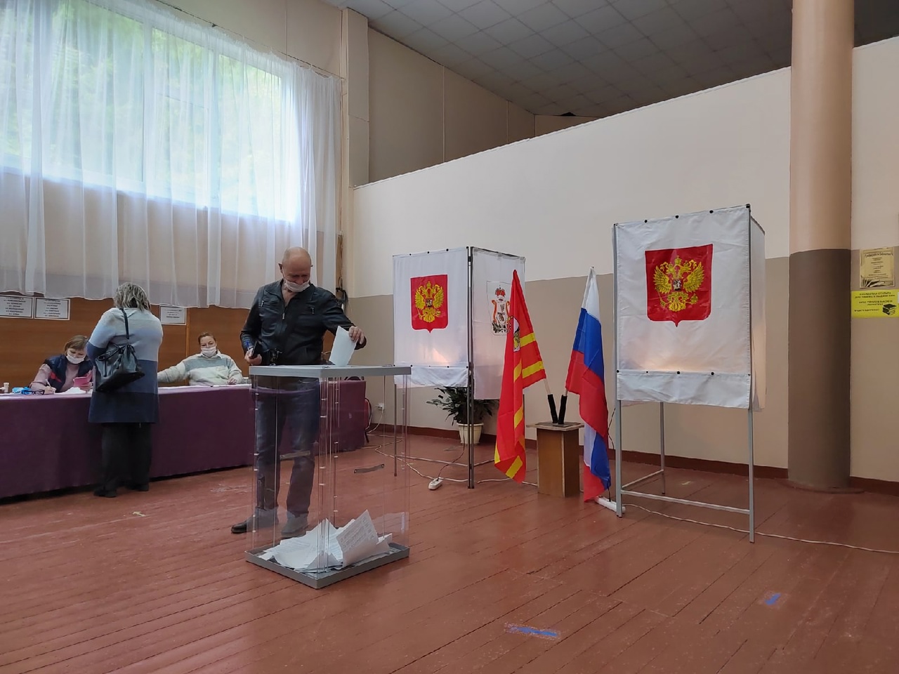 Явка избирателей на довыборах в Смоленскую облдуму к 18 часам составила 15,88%