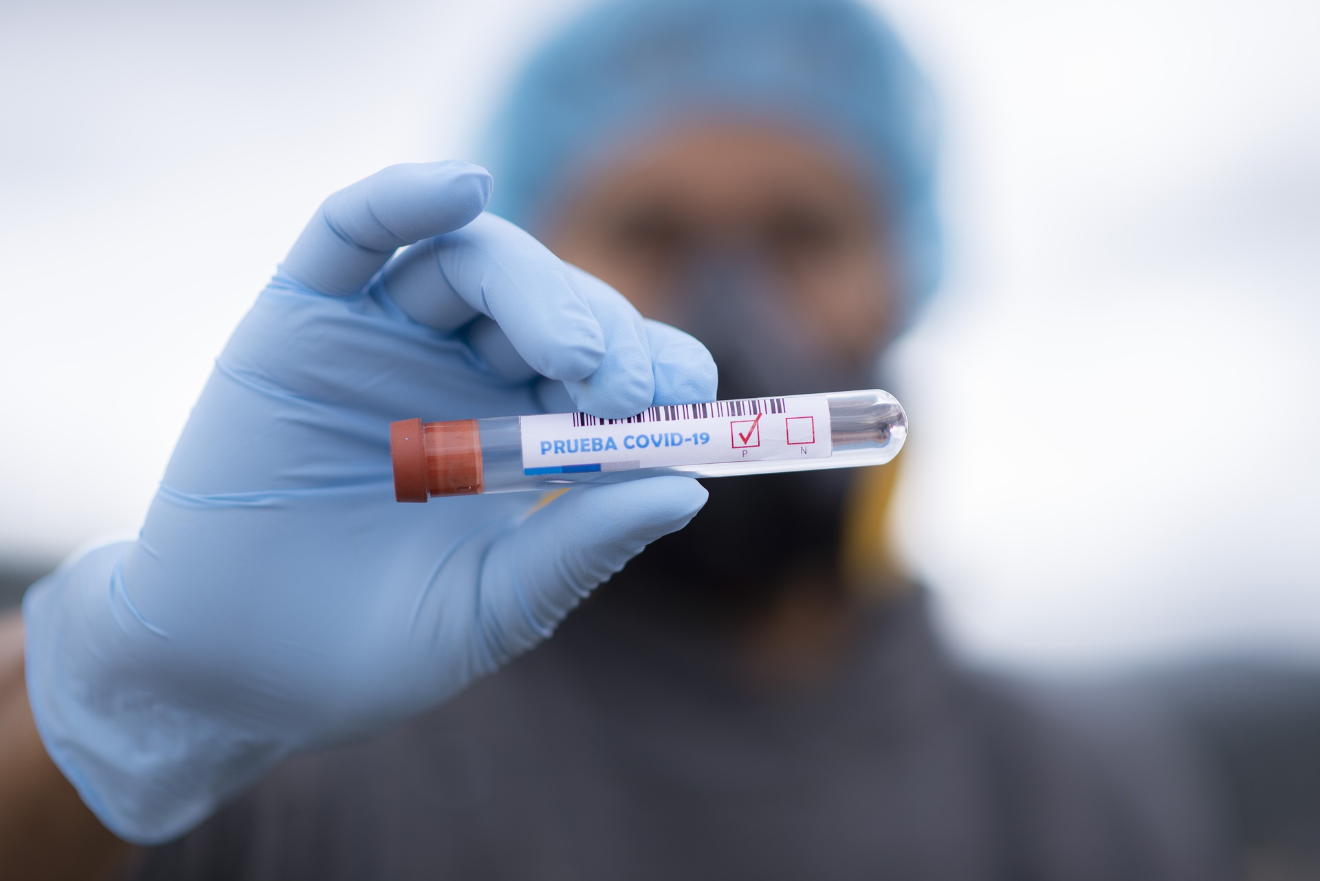 В Смоленской области за сутки провели более 5 тысяч тестов на коронавирус