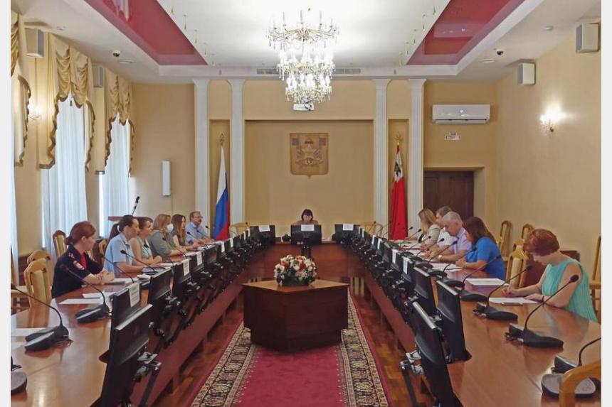 Антинаркотическая комиссия провела заседание в Смоленске