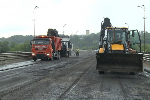 Когда завершат ремонт Крестовоздвиженского моста в Смоленске