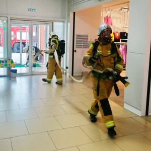 В торговом центре Десногорска успешно ликвидировали условный пожар