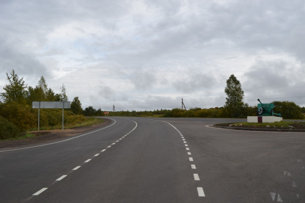 В Смоленской области отремонтировали дорогу в национальный парк «Смоленское Поозерье»