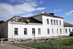 Дом Культуры в Хиславичском районе Смоленской области обновляют при поддержке Сергея Неверова