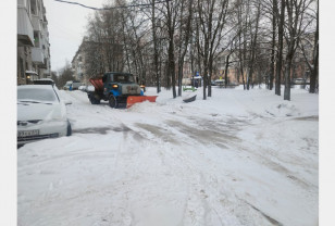 Администрация Смоленска настоятельно просит водителей не препятствовать уборке снега