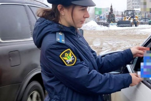В Смоленской области должник принудительно оплатил 60 штрафов за нарушение правил дорожного движения
