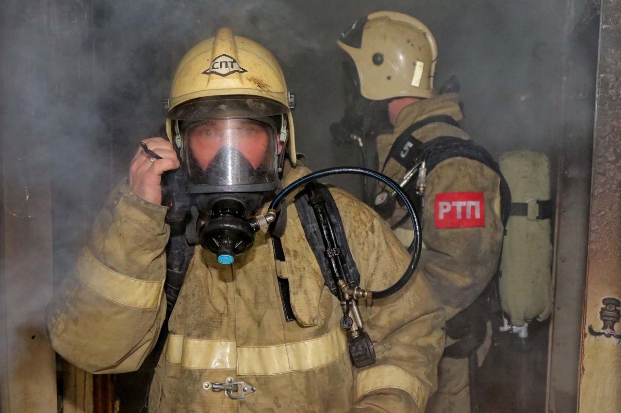 В центре Смоленска произошло возгорание в многоквартирном доме