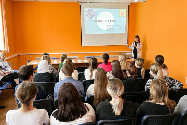 В Смоленске состоялся бесплатный семинар «Жизнь того стоит» 