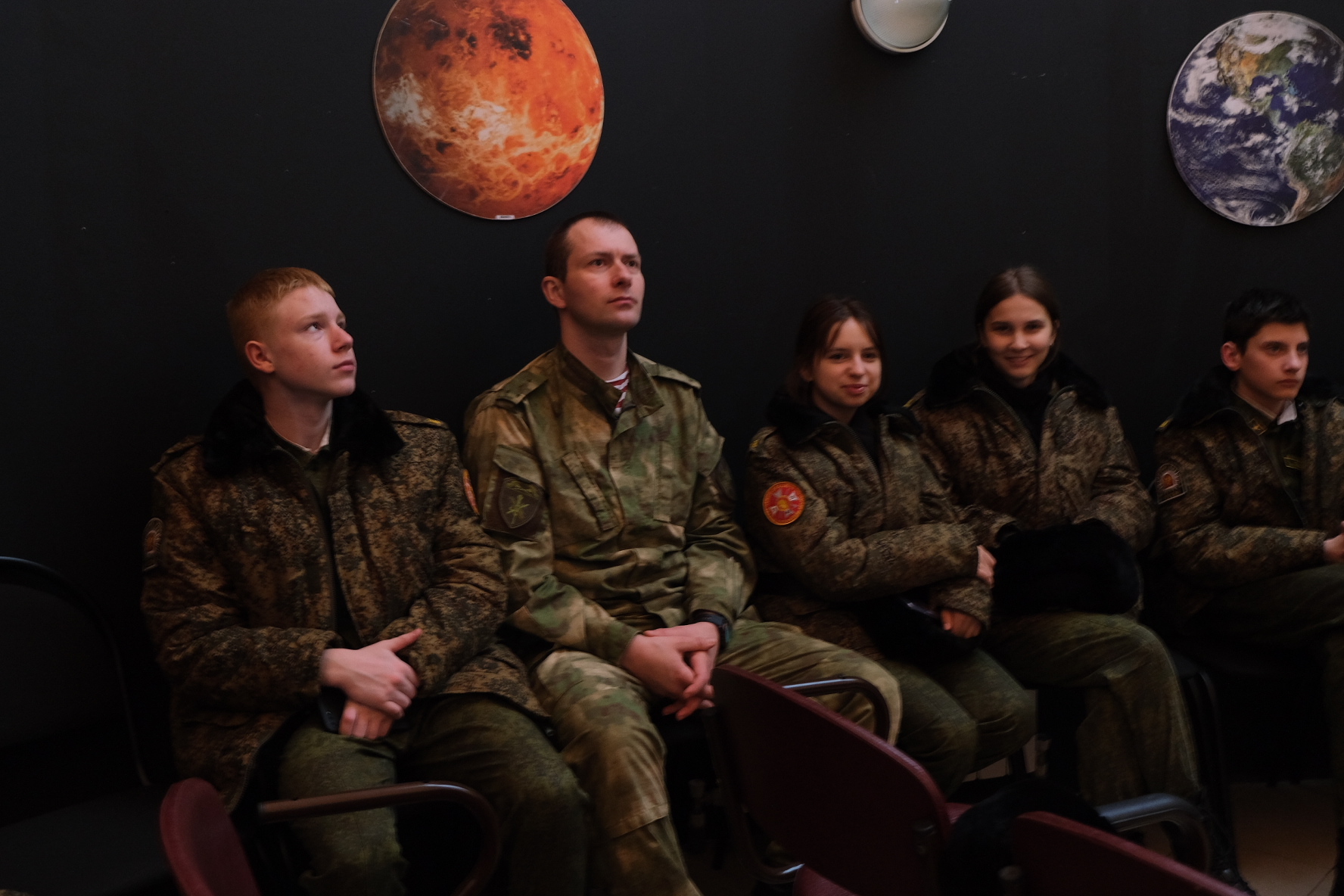 Кадеты Росгвардии посетили Смоленский планетарий имени Ю.А. Гагарина