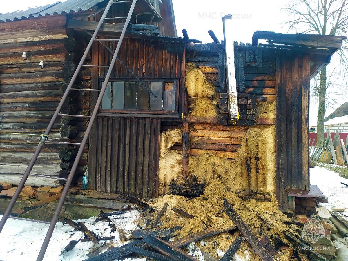 В Смоленской области в Ярцеве в частном доме случился пожар