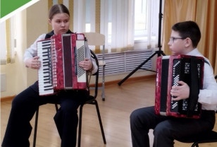 Юные смоленские музыканты дали концерт для детей с особыми образовательными потребностями