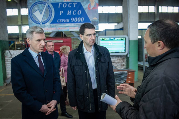 Игорь Щеголев и Василий Анохин посетили Вяземский машиностроительный завод