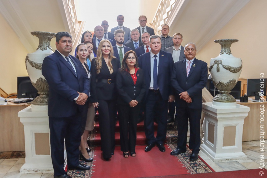 В Смоленске прошла встреча с представителями Республики Перу