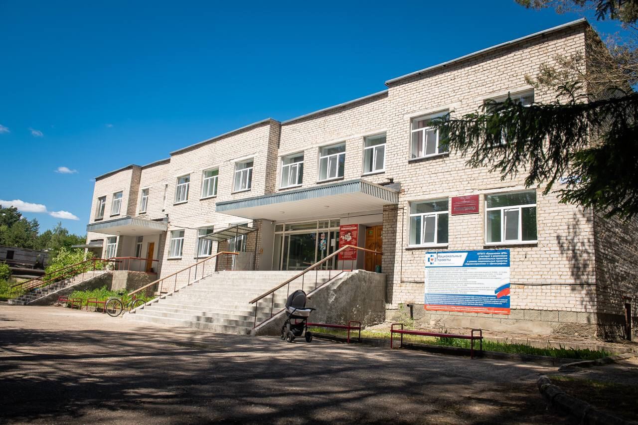 Василий Анохин посетил Ершичскую участковую больницу