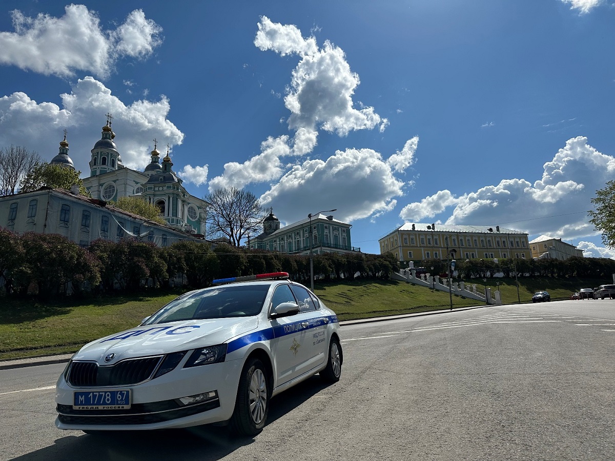 Сегодня, 10 июня, дорожная полиция Смоленска проверяет водителей