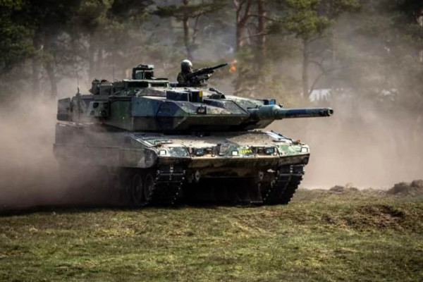 Украинские националисты массово выводят из строя танки Leopard
