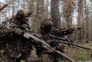 Минобороны РФ показало, как работают снайперы в зоне спецоперации