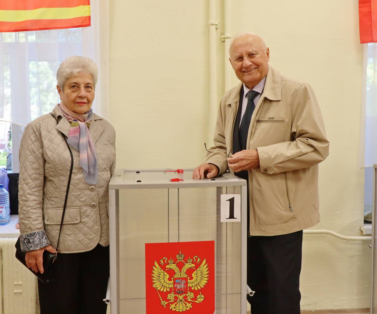 Почётный гражданин города Смоленска Виталий Вовченко отметил высокую организацию выборов
