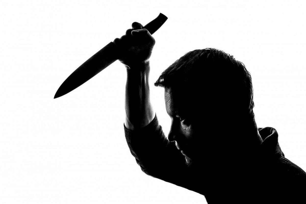 Житель Вязьмы ударил сожительницу ножом и отправился спать