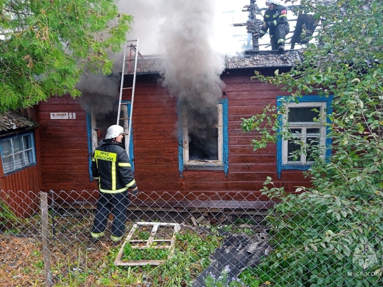 В Рудне на улице Горького горел жилой дом