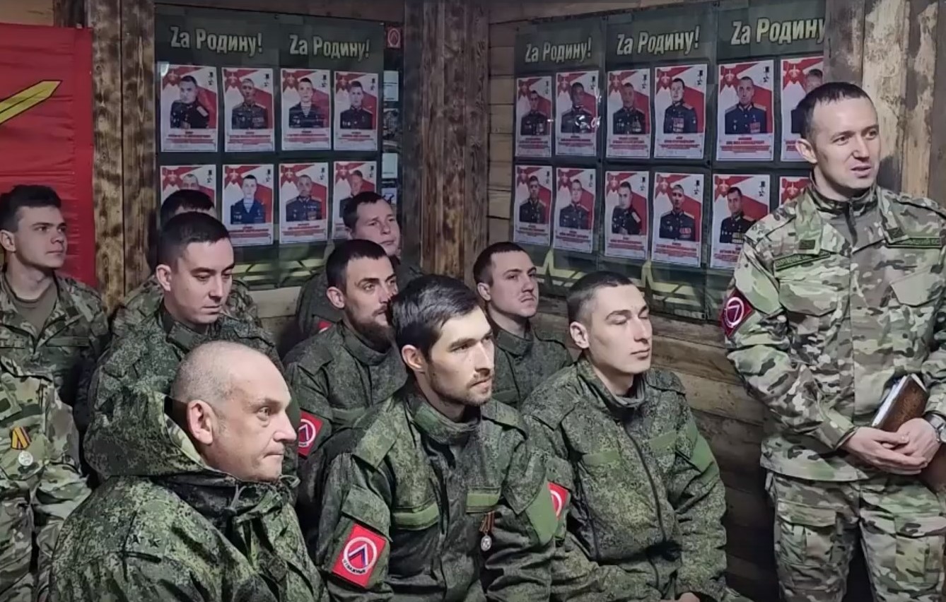 В зоне СВО организовали телемост для бойцов, проходящих заочное обучение в вузах РФ