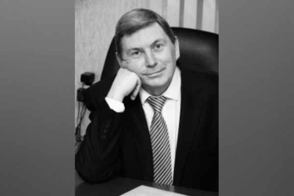 В регпарламенте выразили соболезнования родным и близким скончавшегося Сергея Новикова