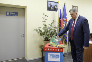 Председатель Смоленского горсовета принял участие в благотворительной акции «Коробка храбрости»
