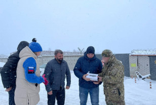 В Смоленске для бойцов в зоне СВО приобрели тепловизионный прицел