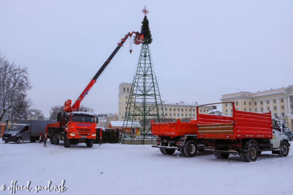 17 декабря в Смоленске состоится открытие главной городской елки и катка